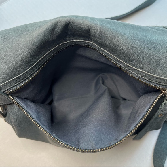 The Sak | Crossbody leather purse | Teal - Picture 5 of 7